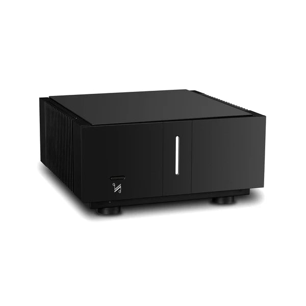 Quad Artera Stereo, galios stiprintuvas - Juodas korpusas su logotipu priekyje