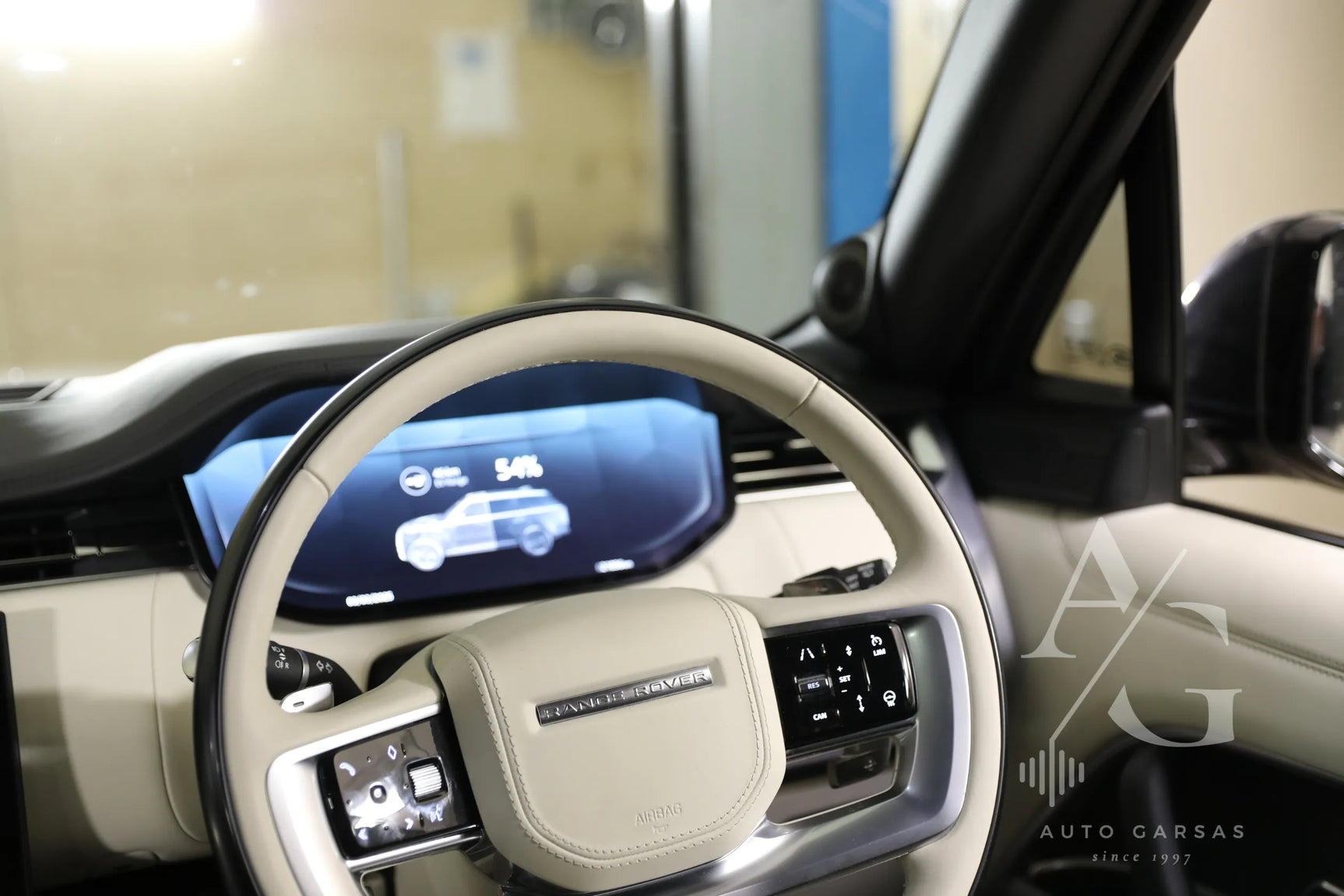 Range Rover L460 (2025m) - Garso izoliacija, bei garso aparatūra