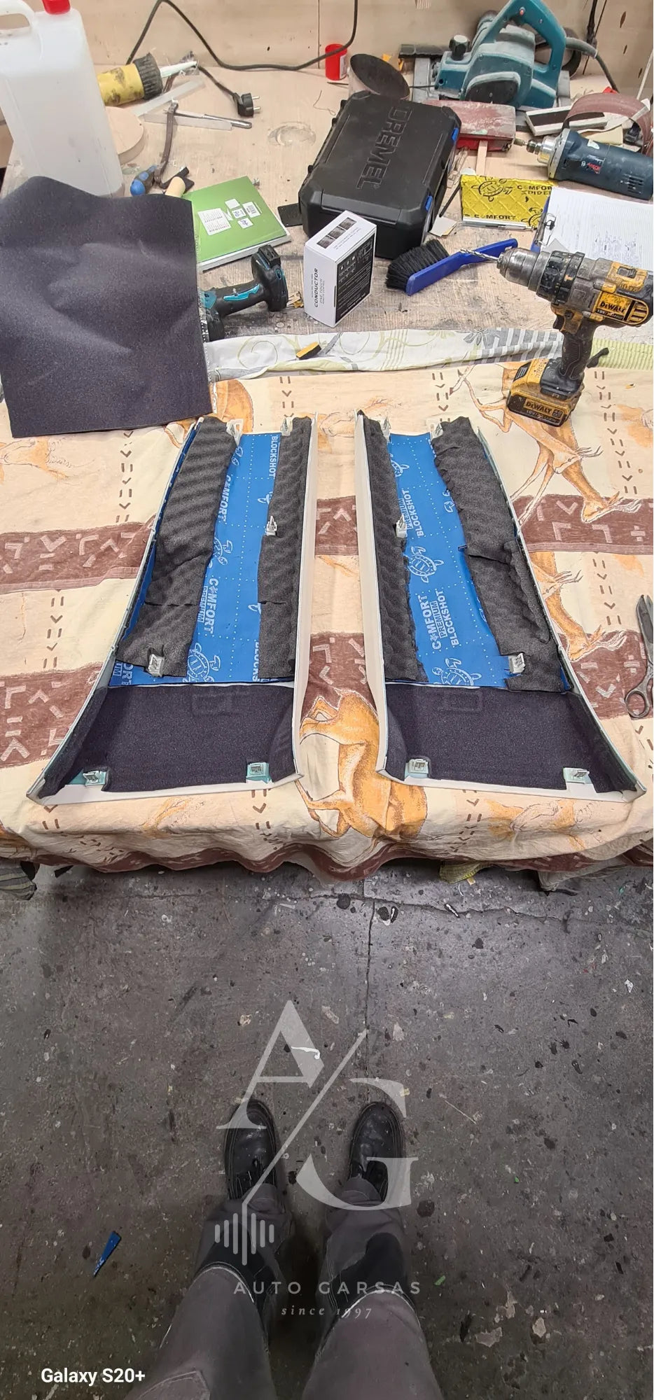 Range Rover L460 (2025m) - Garso izoliacija, bei garso aparatūra