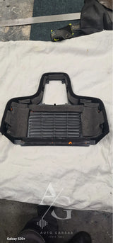 Range Rover L460 (2025m) - Garso izoliacija, bei garso aparatūra