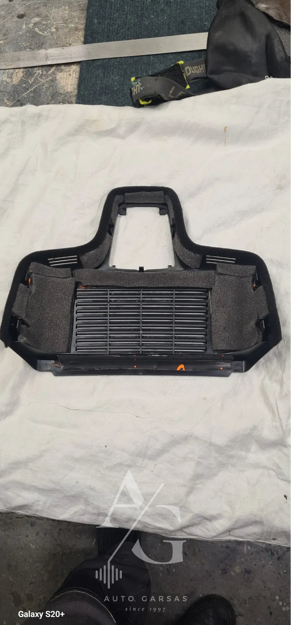 Range Rover L460 (2025m) - Garso izoliacija, bei garso aparatūra