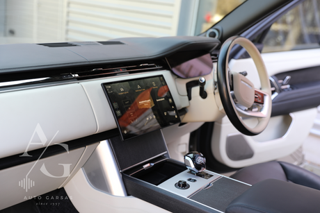 Range Rover L460 (2025m) salonas