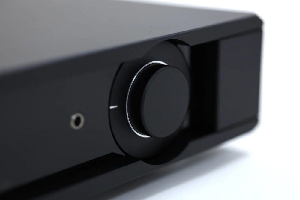 Rega Mercury, pradinis stiprintuvas