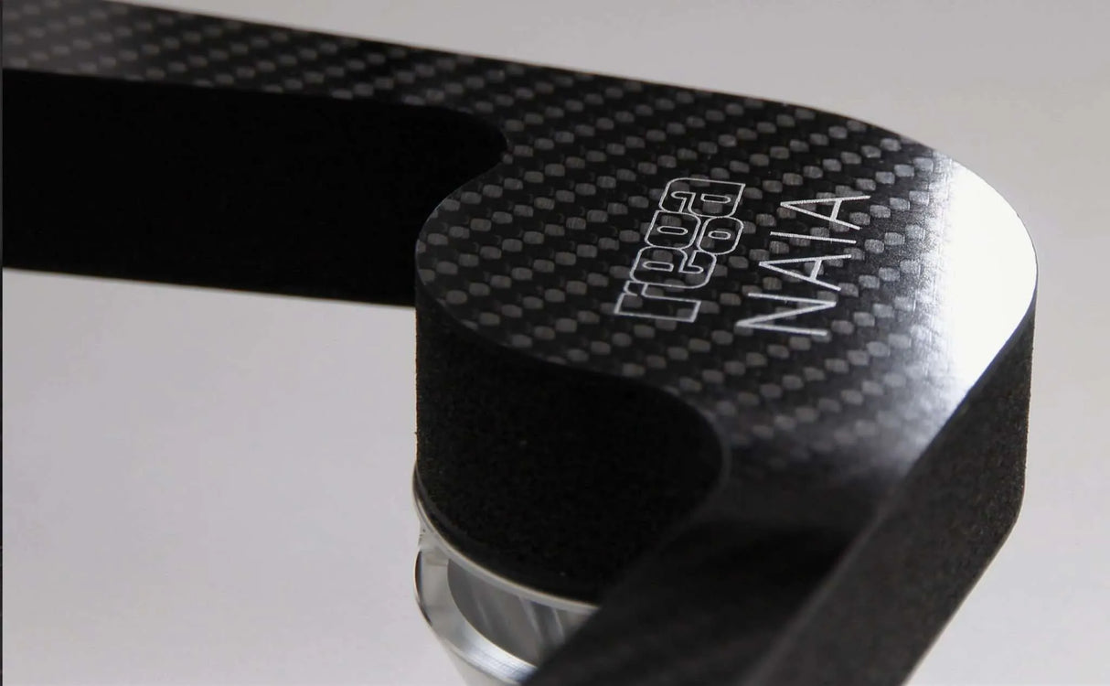 Rega NAIA, patefonas su išoriniu maitinimo šaltiniu