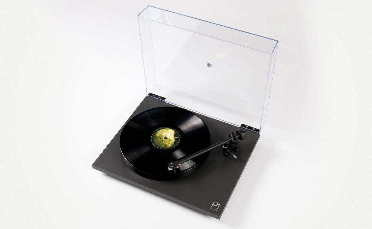 Rega Planar 1 PLUS, patefonas su įmontuotu Phono korektoriumi