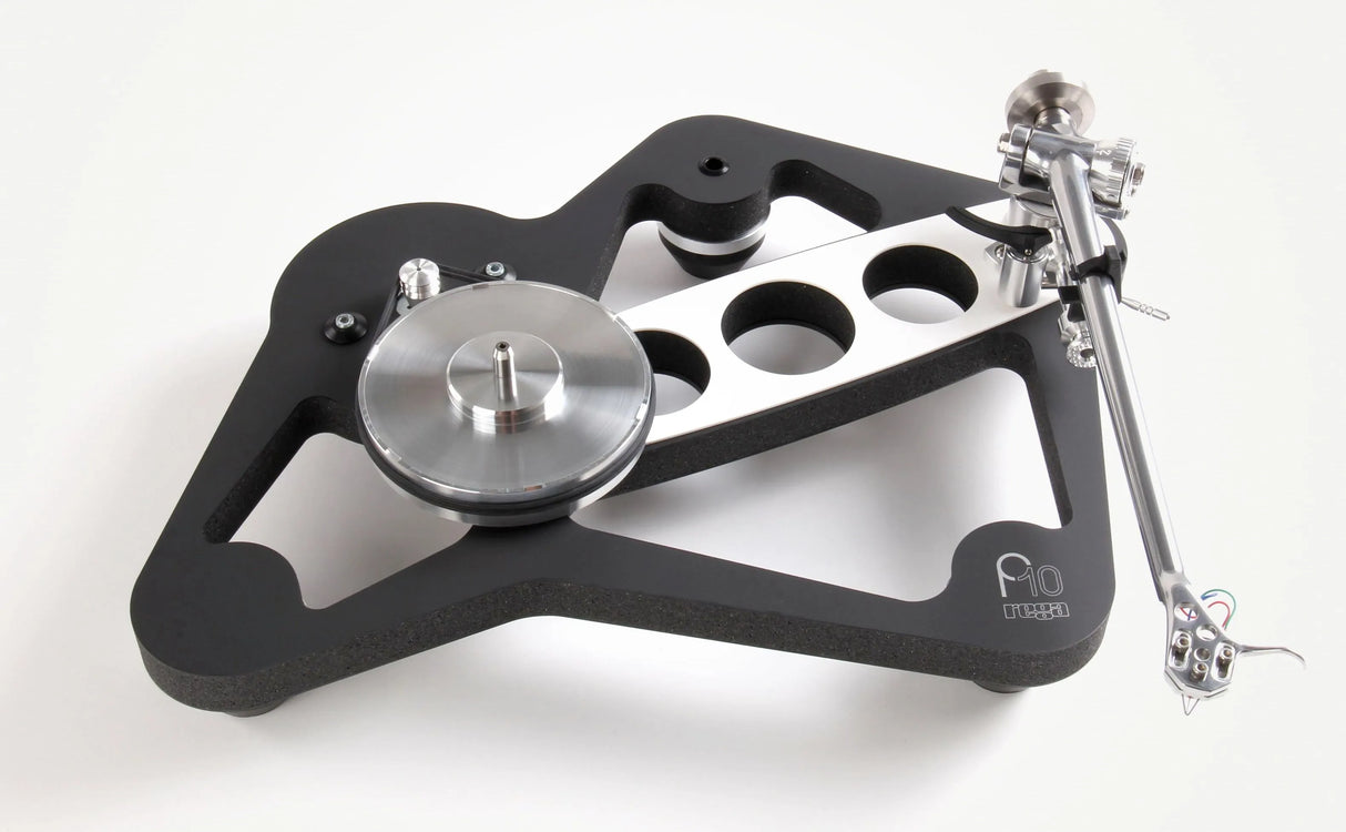 Rega Planar 10, patefonas su išoriniu maitinimo šaltiniu