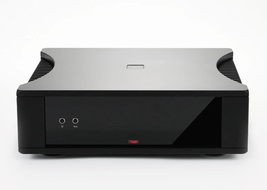 Rega SOLIS, stereo galios stiprintuvas, 168W / 305W - Juodas priekis su mygtukais ir logotipu