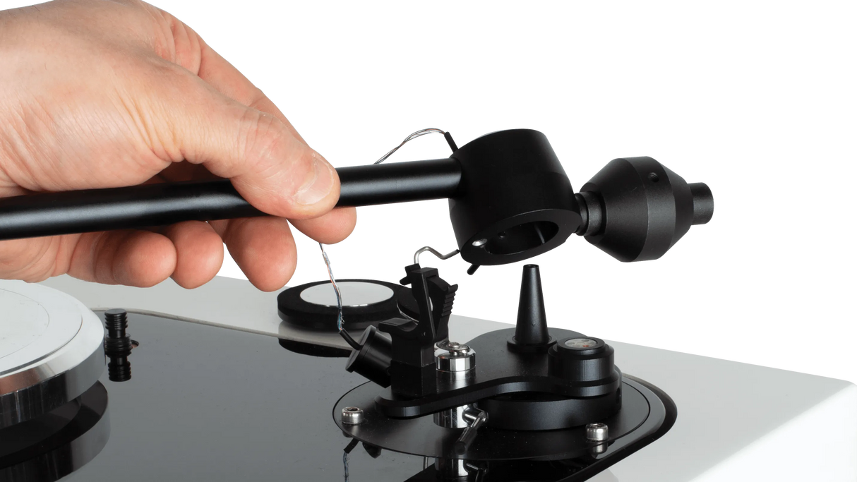 Roksan SARA, tonearmas