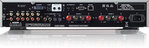 Rotel A14MKII, integruotas stereo stiprintuvas - galinė panelė su daugybe jungčių