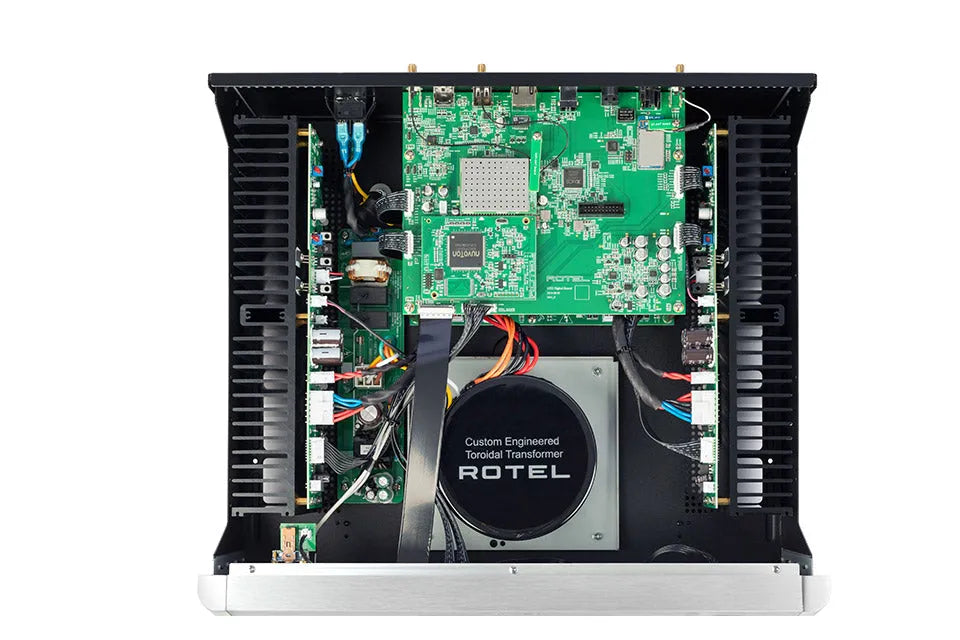 Rotel RAS-5000, 2x220W išmanus garso stiprintuvas su tinklo grotuvu