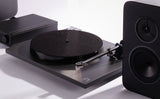 Rega SYSTEM ONE, patefono, lentyninių garso kolonėlių bei integruoto stiprintuvo komplektas