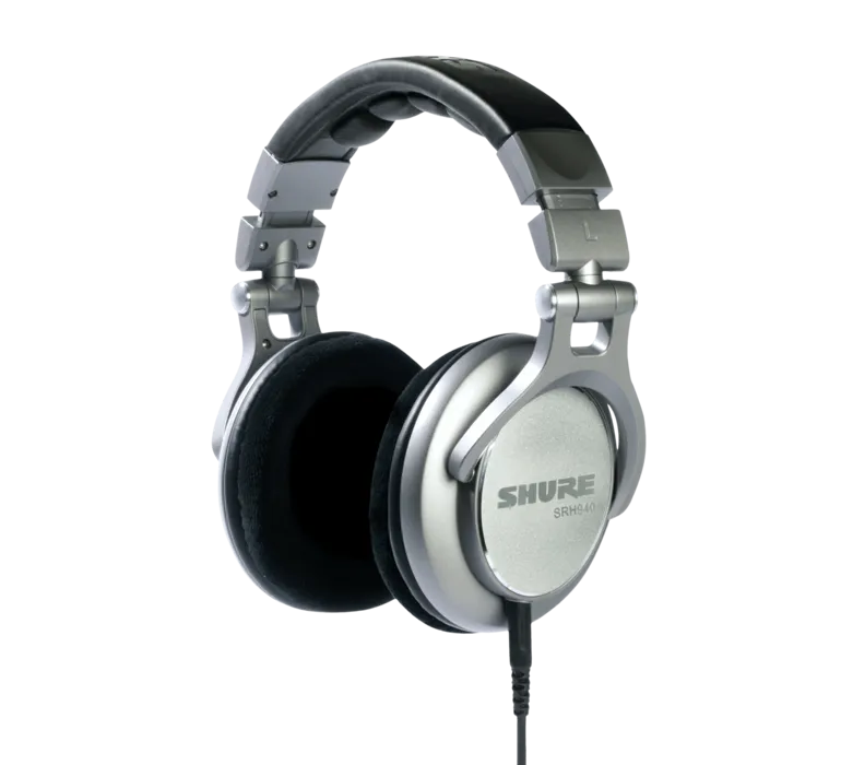 Shure SRH940, profesionalios On-Ear tipo ausinės - Šoninis ausinių vaizdas su logotipu