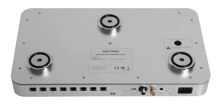 Silent Angel Bonn NX, tinklo komutatorius