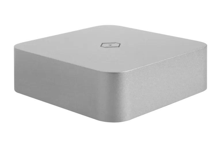 Silent Angel Rhein Z1C, Hi-Fi klasės tinklo grotuvas - Šoninis vaizdas su logotipu viršuje