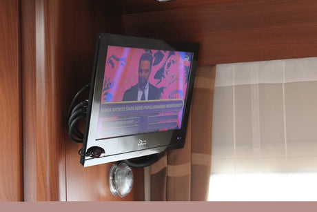 Skaitmeninės TV, IP TV, HD, DVD-T automobilyje