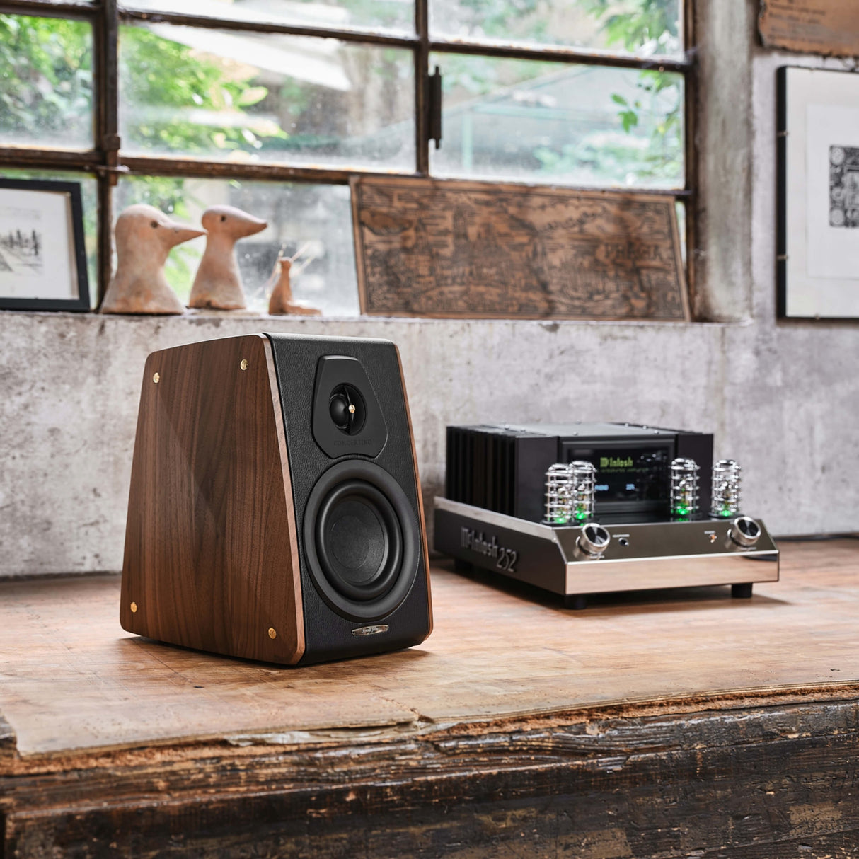 Sonus Faber CONCERTINO G4, lentyninė kolonėlė