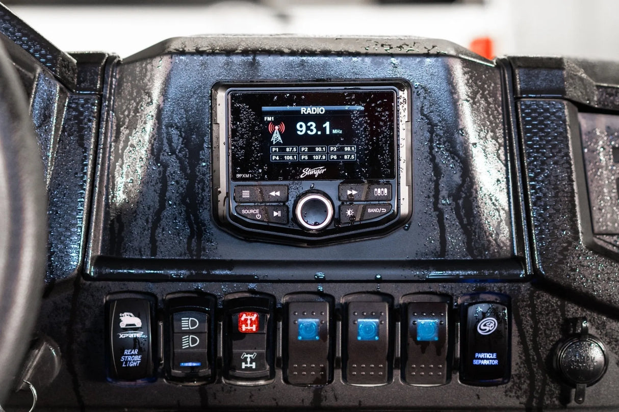 Stinger SPXM1, 2.7" Marine multimedija su integruotu stiprintuvu, USB, AUX, Radija