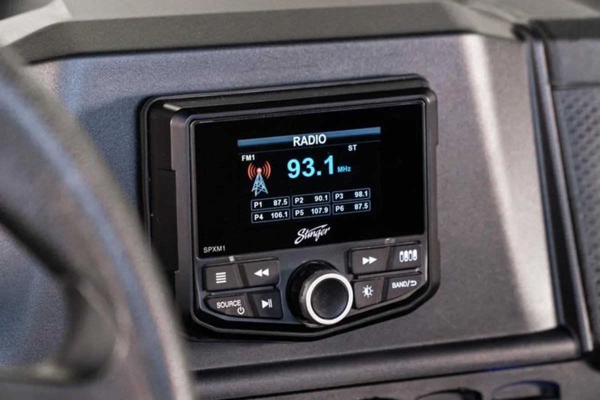 Stinger, SPXM1 USB MP3 magnetola su AUX įėjimu, Bluetooth - priekinė panelė su valdymo mygtukais