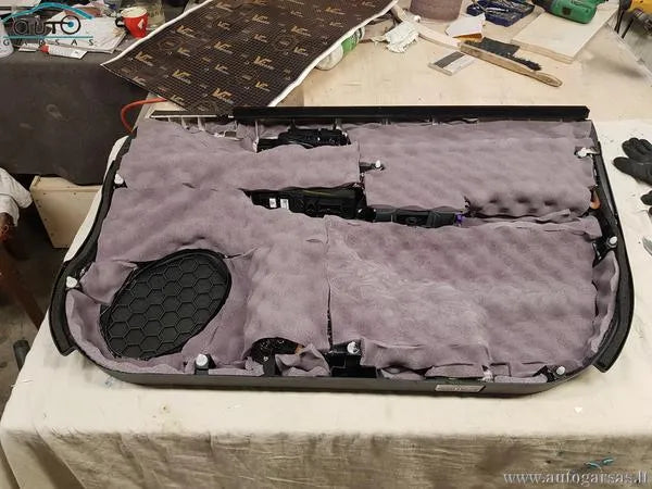 Subaru Legacy garso vibro izoliacijos įrengimas