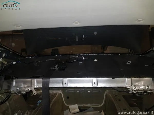 Subaru Legacy garso vibro izoliacijos įrengimas