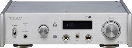 TECH UD-505, USB DAC ir ausinių stiprintuvas - Ausinių lizdai ir USB ekranas iš arti