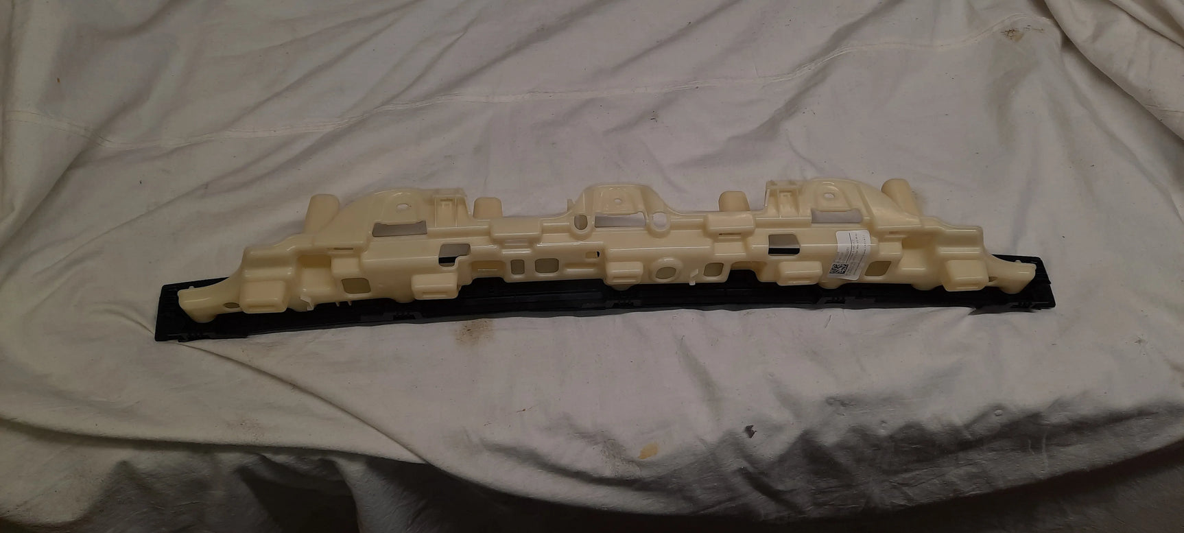 Tesla Model X Pilna garso izoliacija