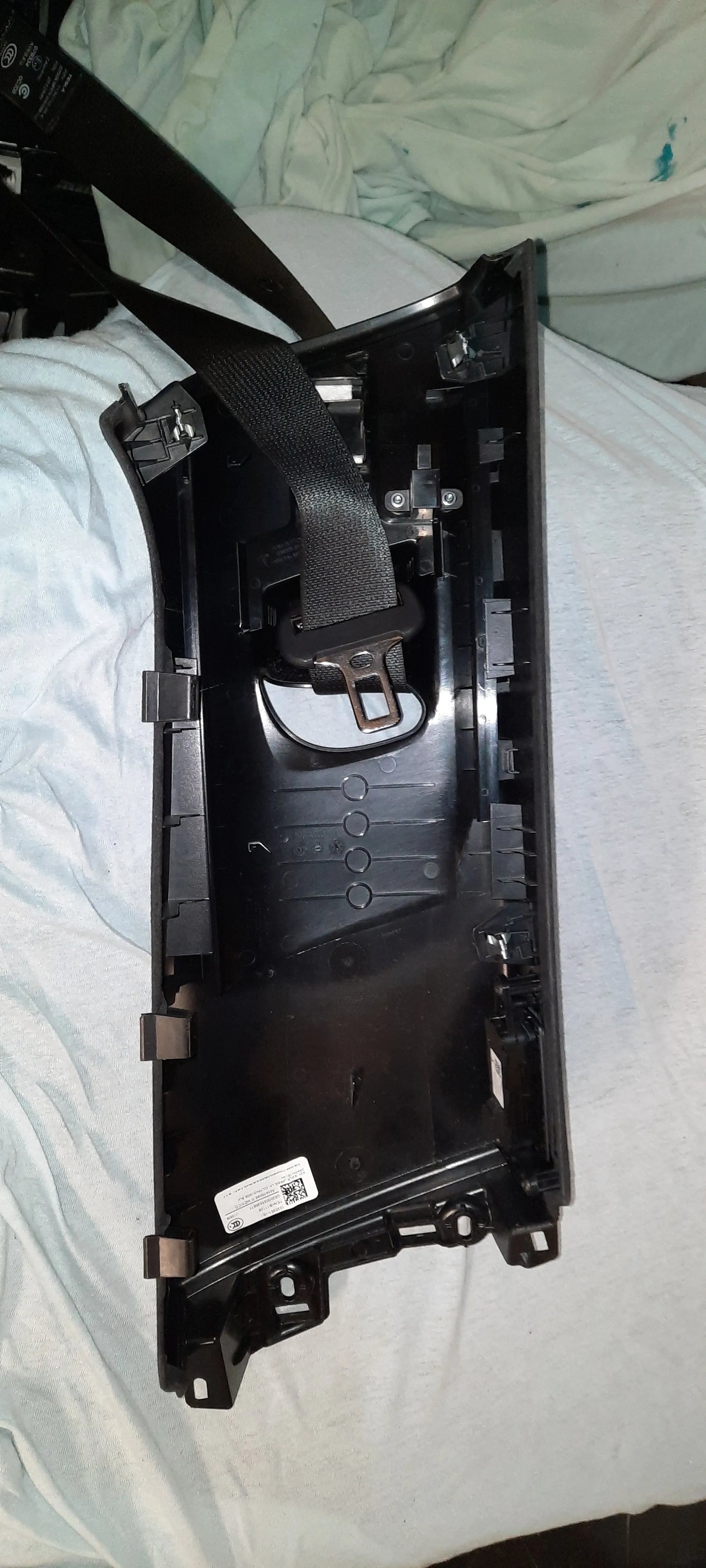 Tesla Model X Pilna garso izoliacija