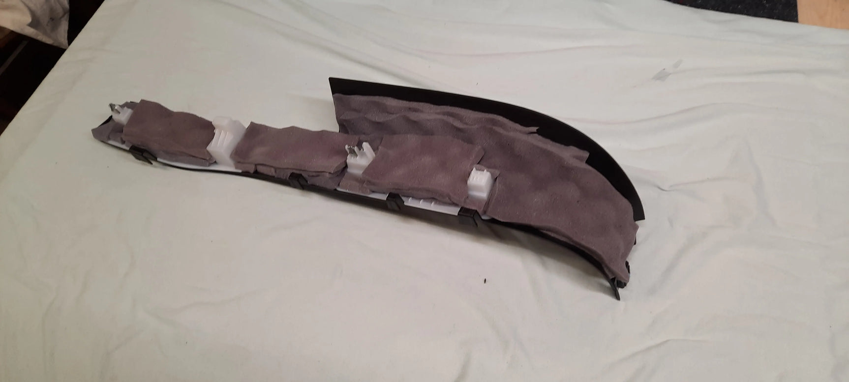 Tesla Model X Pilna garso izoliacija - Plastikinė panelė su tvirtinimo detalėmis