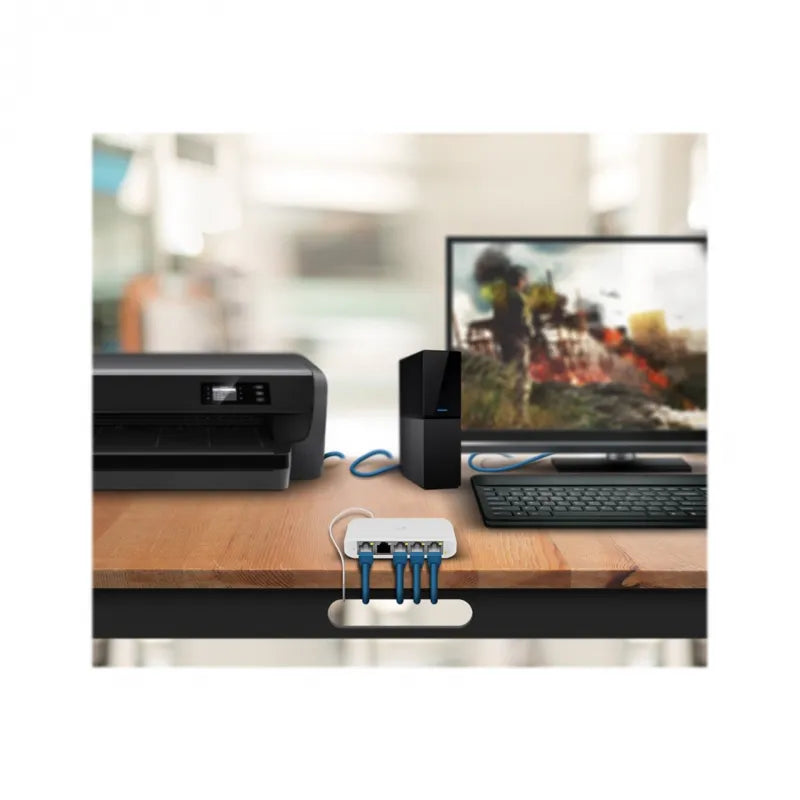 Ubiquiti UniFi USW-Flex-Mini-EU, 5 prievadų komutatorius - Komutatorius su prijungtais tinklo kabeliais