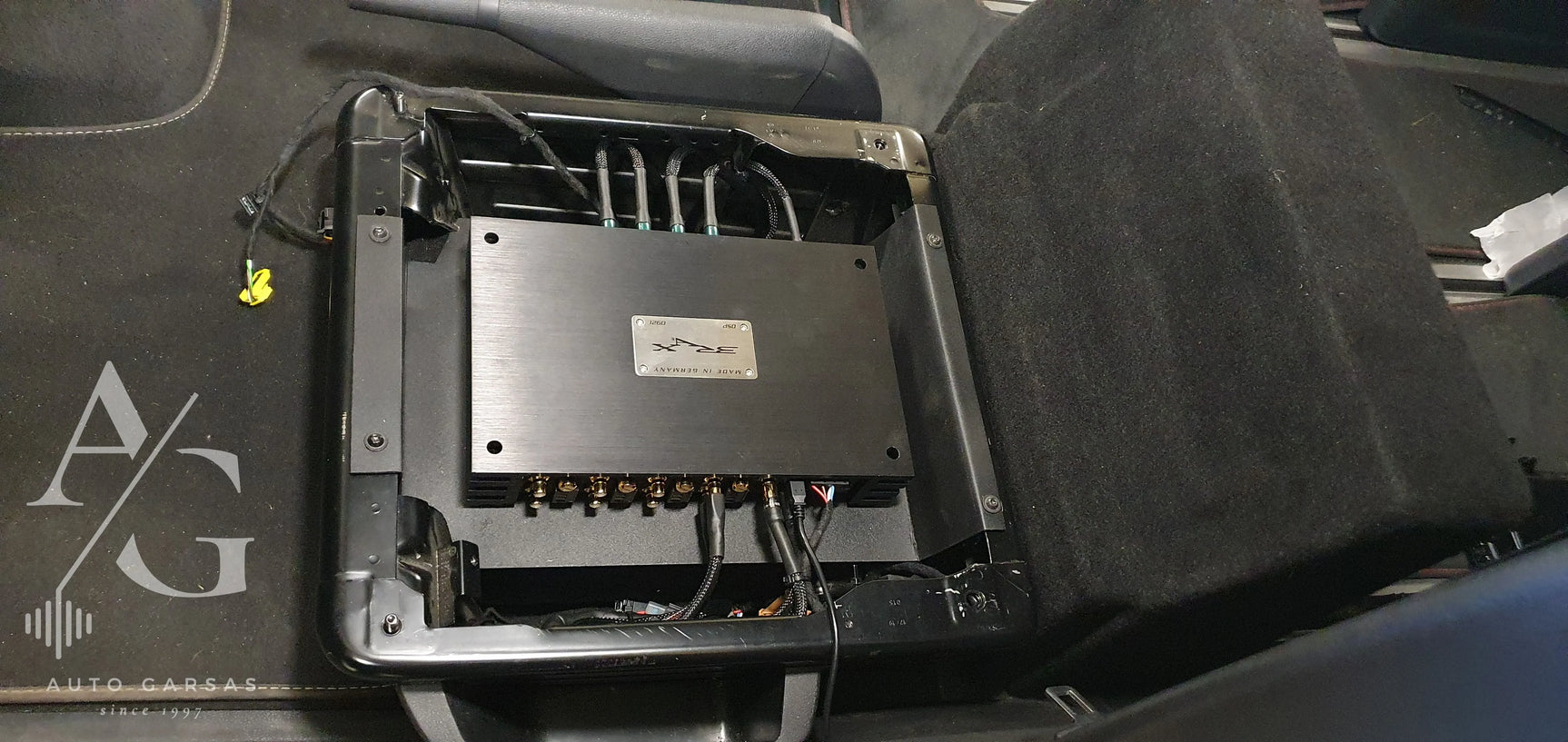 VW Multivan 2022 Garso sistema ir pilna garso izoliacija