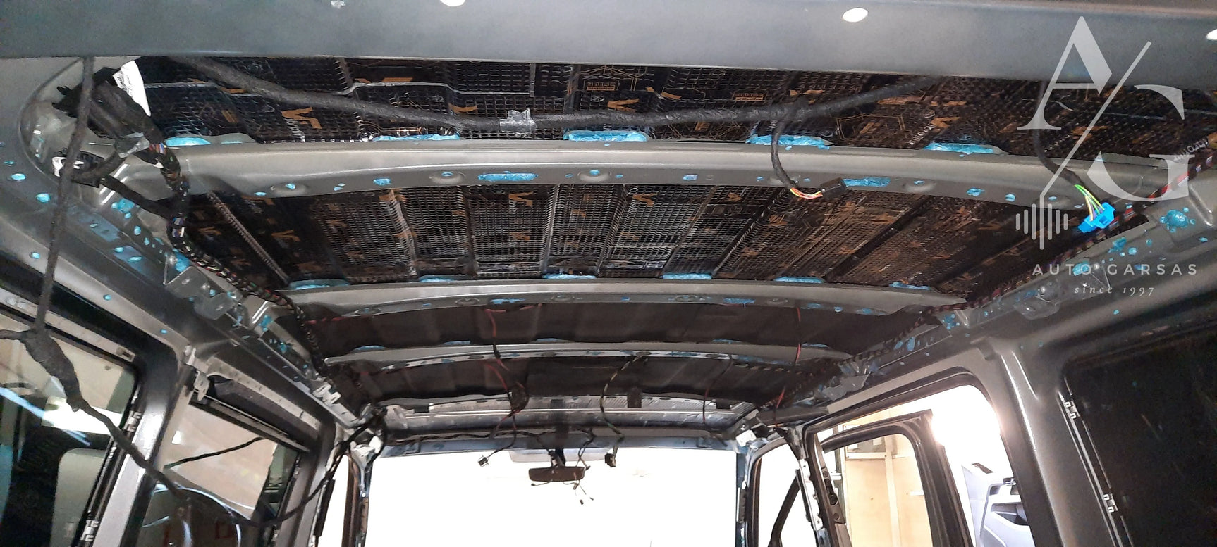 VW Multivan 2022 Garso sistema ir pilna garso izoliacija