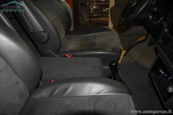 VW Routan garso aparatūra