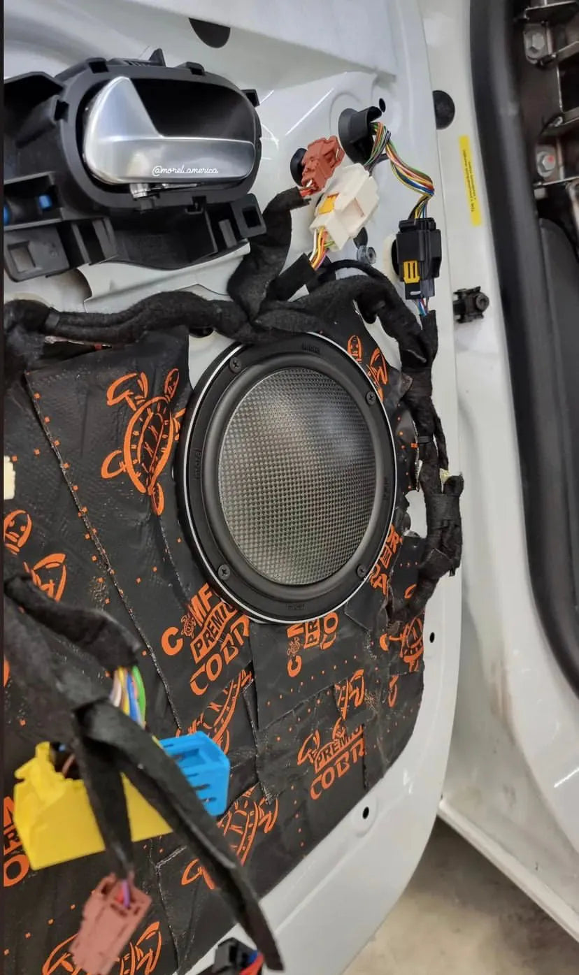 Vibro izoliacija COMFORT MAT COBRA 2.3mm (0.5x0.7m)