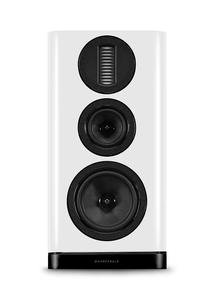 Wharfedale AURA 2, lentyninės garso kolonėlės - vertikalus garsiakalbių išdėstymas su juodu pagrindu