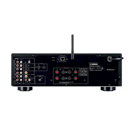 Yamaha R-N600ABL ( Juodas ) - Galinė panelė su daugybe jungčių ir antena