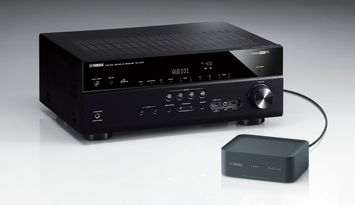 Yamaha WXAD-10DGY MusicCast adapter - MusicCast adapteris prijungtas prie AV imtuvo