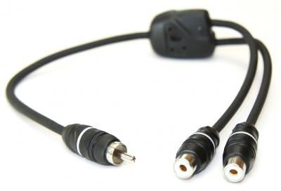 Connection FSF 030.2, RCA Y-formos adapteris