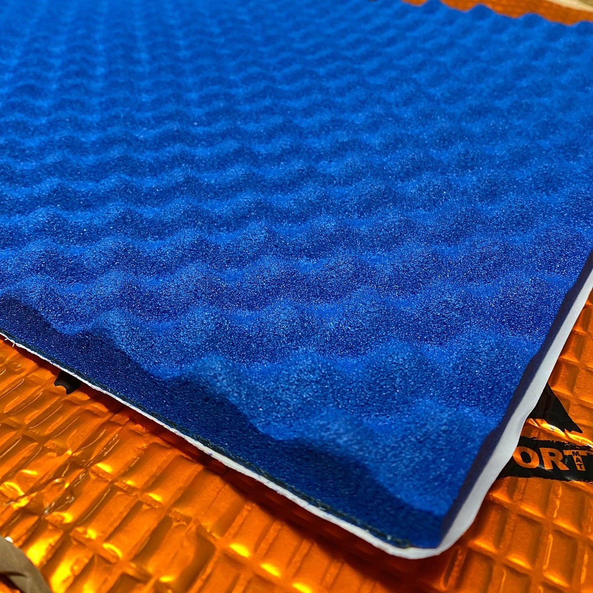 COMFORT MAT TSUNAMI (18mm), akustinės putos garso slopinimui