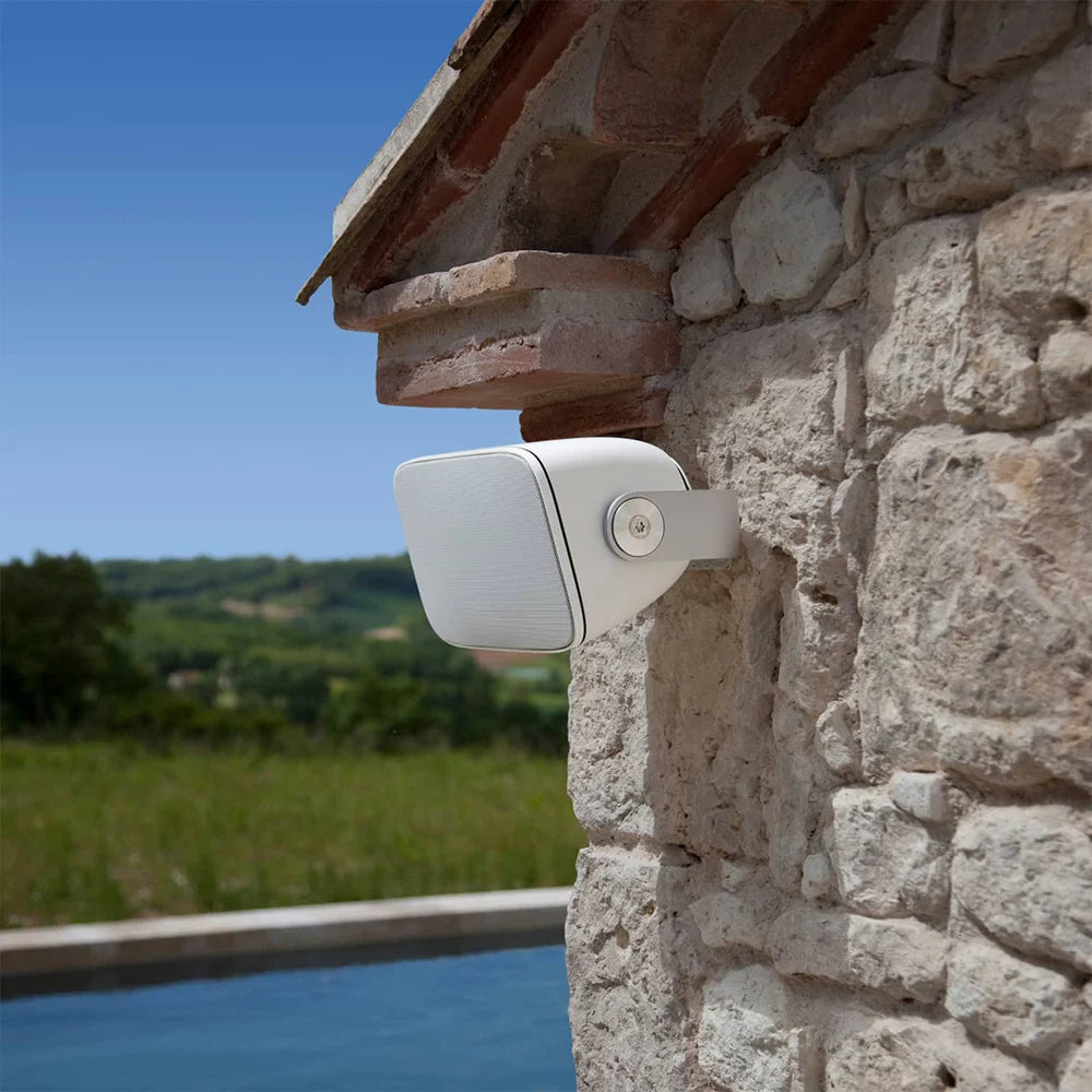 Bowers &amp; Wilkins AM-1, outdoor speaker