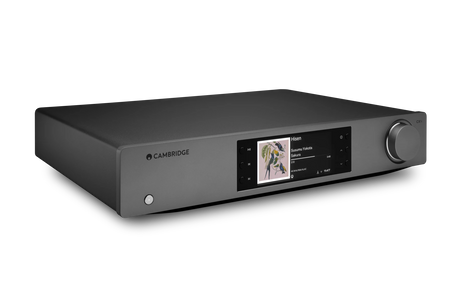 Cambridge Audio CXN100 SE, tinklo grotuvas su HDMI eARC - Ekranas rodo dainos informaciją ir valdymo mygtukus