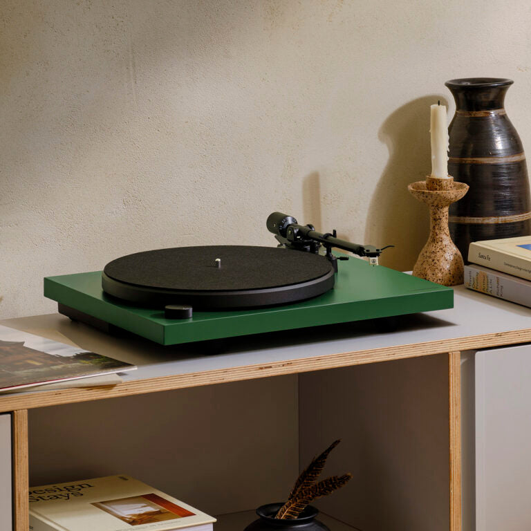 Cambridge Audio Spira, patefonas su Bluetooth ir integruotu Phono korektoriumi