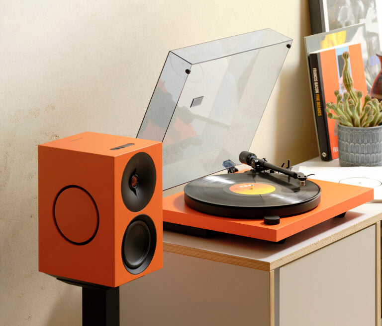 Cambridge Audio Spira, patefonas su Bluetooth ir integruotu Phono korektoriumi