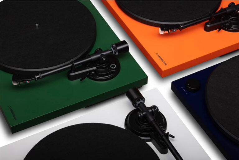 Cambridge Audio Spira, patefonas su Bluetooth ir integruotu Phono korektoriumi