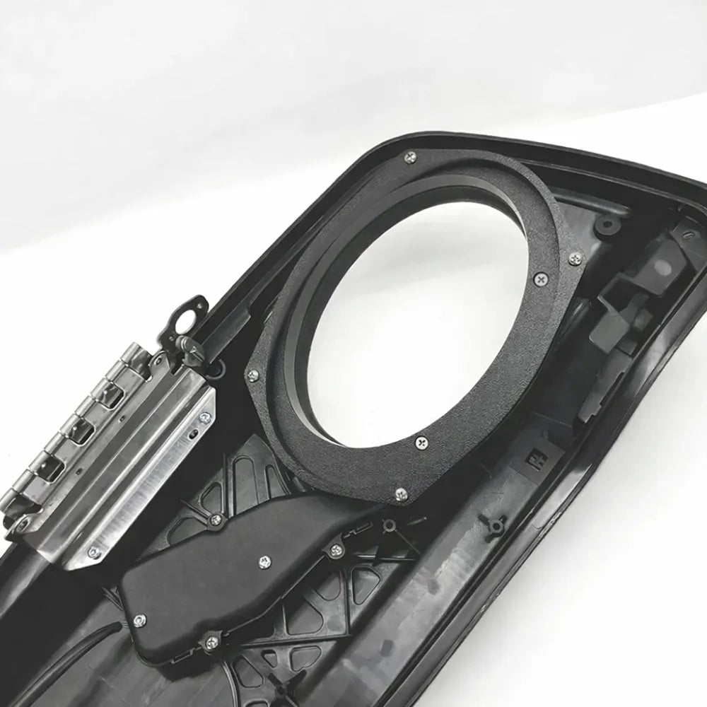 Hertz IP-14-5x7-6x9-L, garsiakalbių adapteris 5x7 į 6x9 Harley-Davidson CVO 2014+