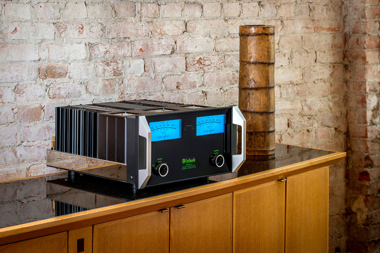 McIntosh MC462,  2-jų kanalų tranzistorinis stiprintuvas