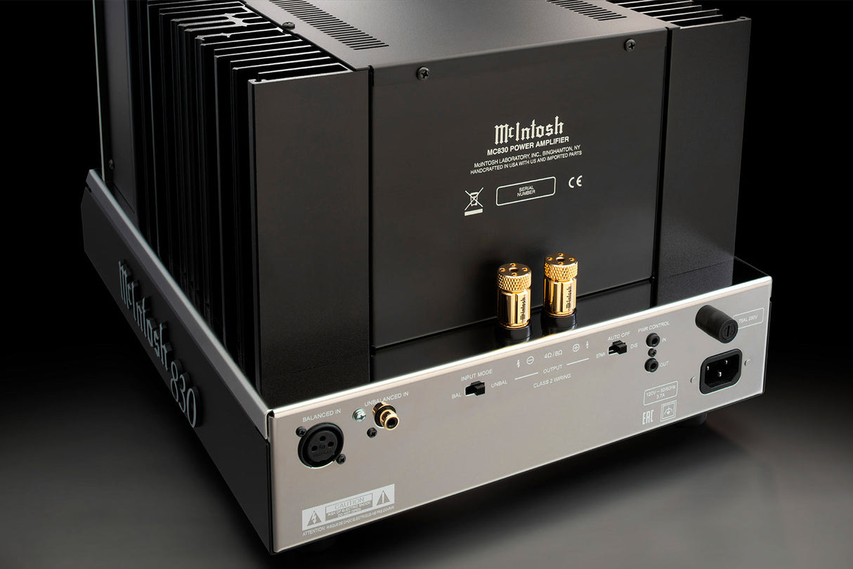 McIntosh MC830, mono tranzistorinis galios stiprintuvas