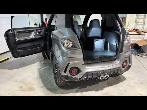 Hertz DBA 201 subwooferis