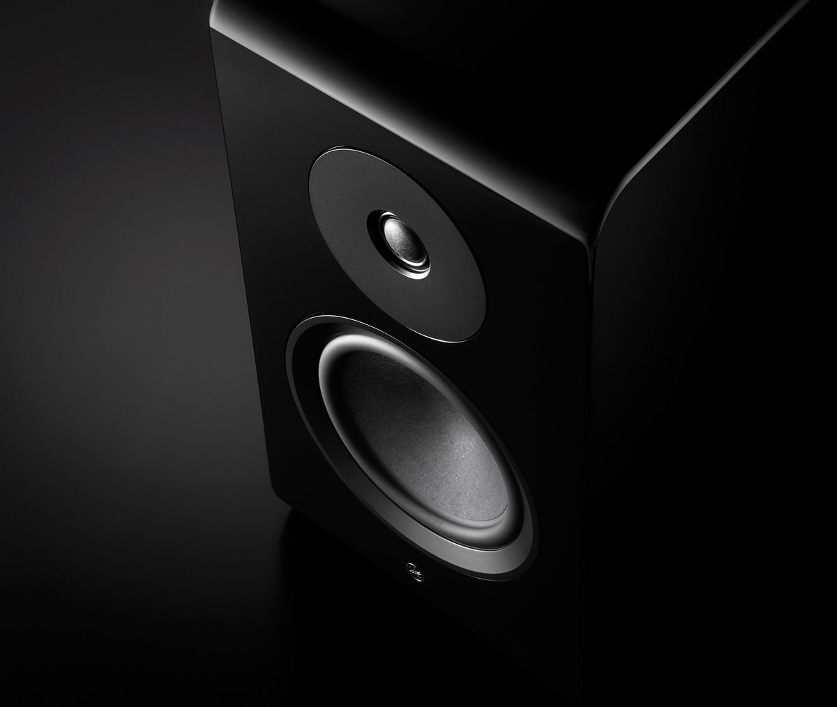 Yamaha NS-800A, lentyninės garso kolonėlės