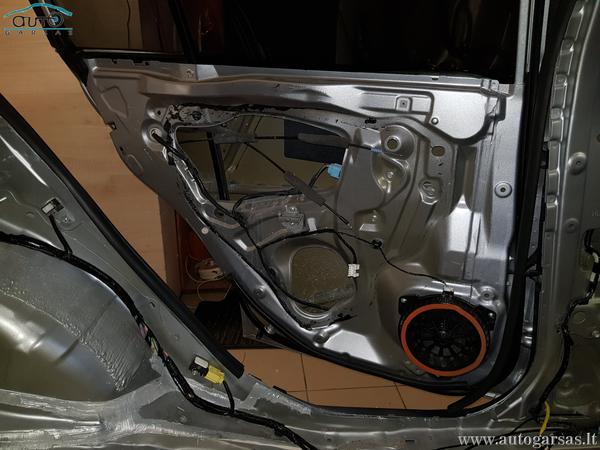 Subaru Legacy garso vibro izoliacijos įrengimas