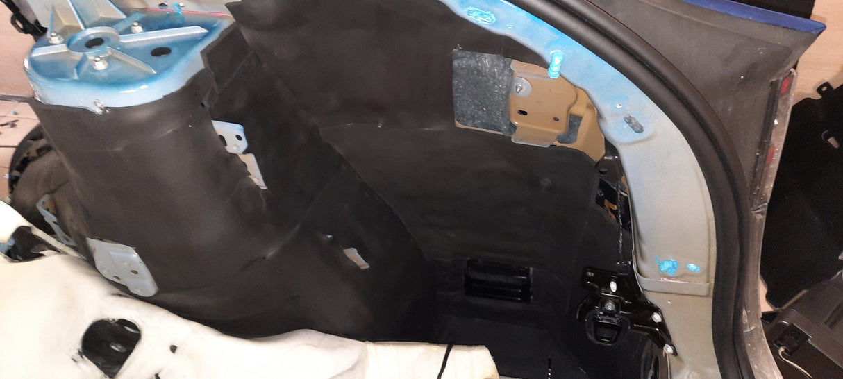 Tesla Model X Full sound insulation